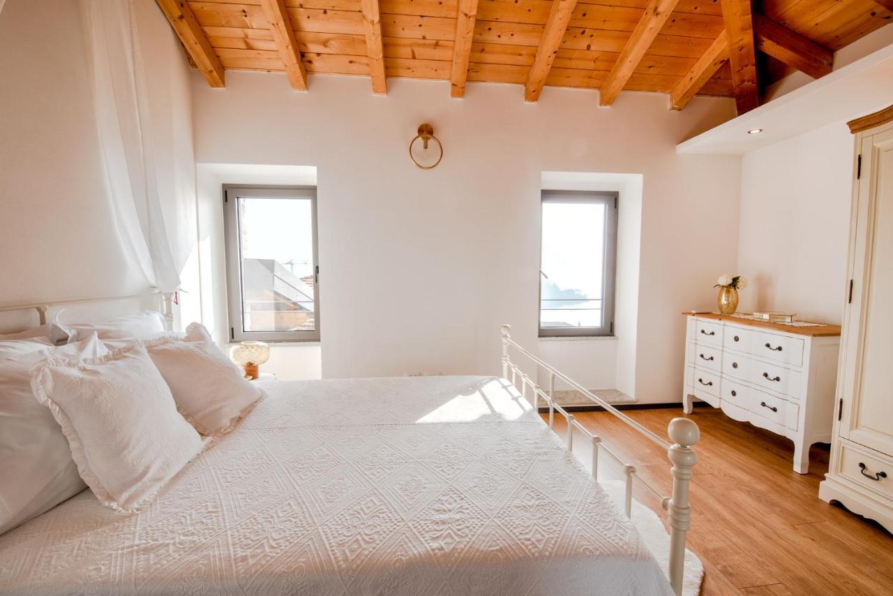 Lora Villa, With Lake View Ossuccio Ngoại thất bức ảnh